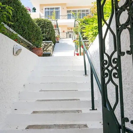Vila Sofia Sea View *